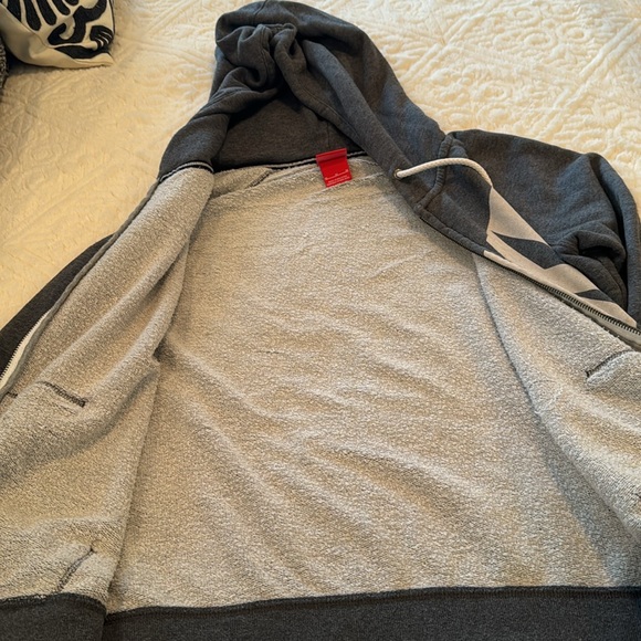 Nike Hoodie Jacket Size Medium - Picture 6 of 11